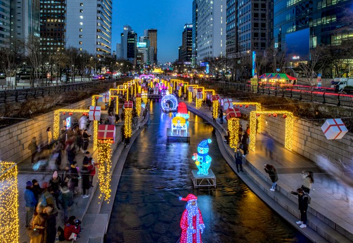 2023 Seoul Lantern Festival & Gwanghwamun Square Market