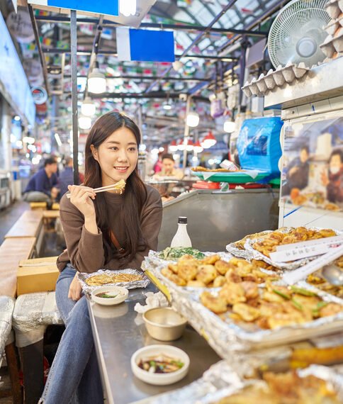 Exploring the Charms of Seoul's Seosunla-gil